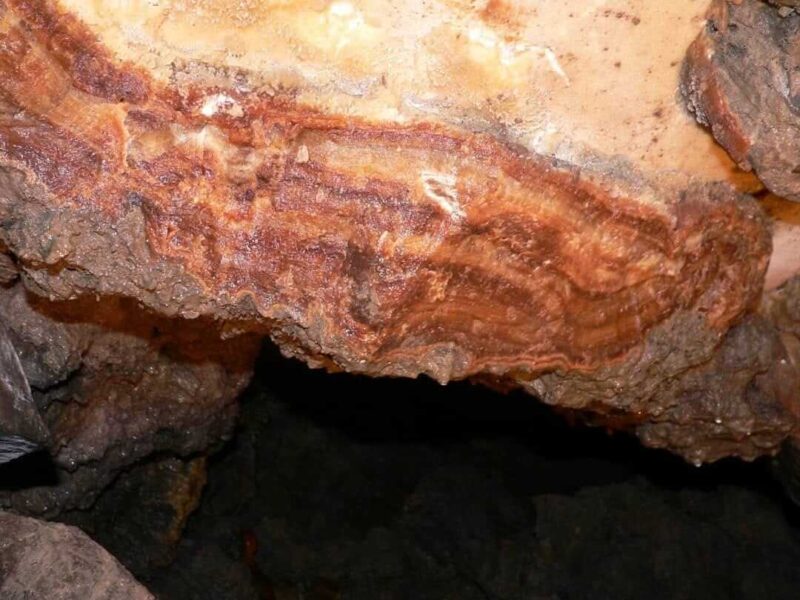 Grotta dell'onice a Caprile, Alleghe